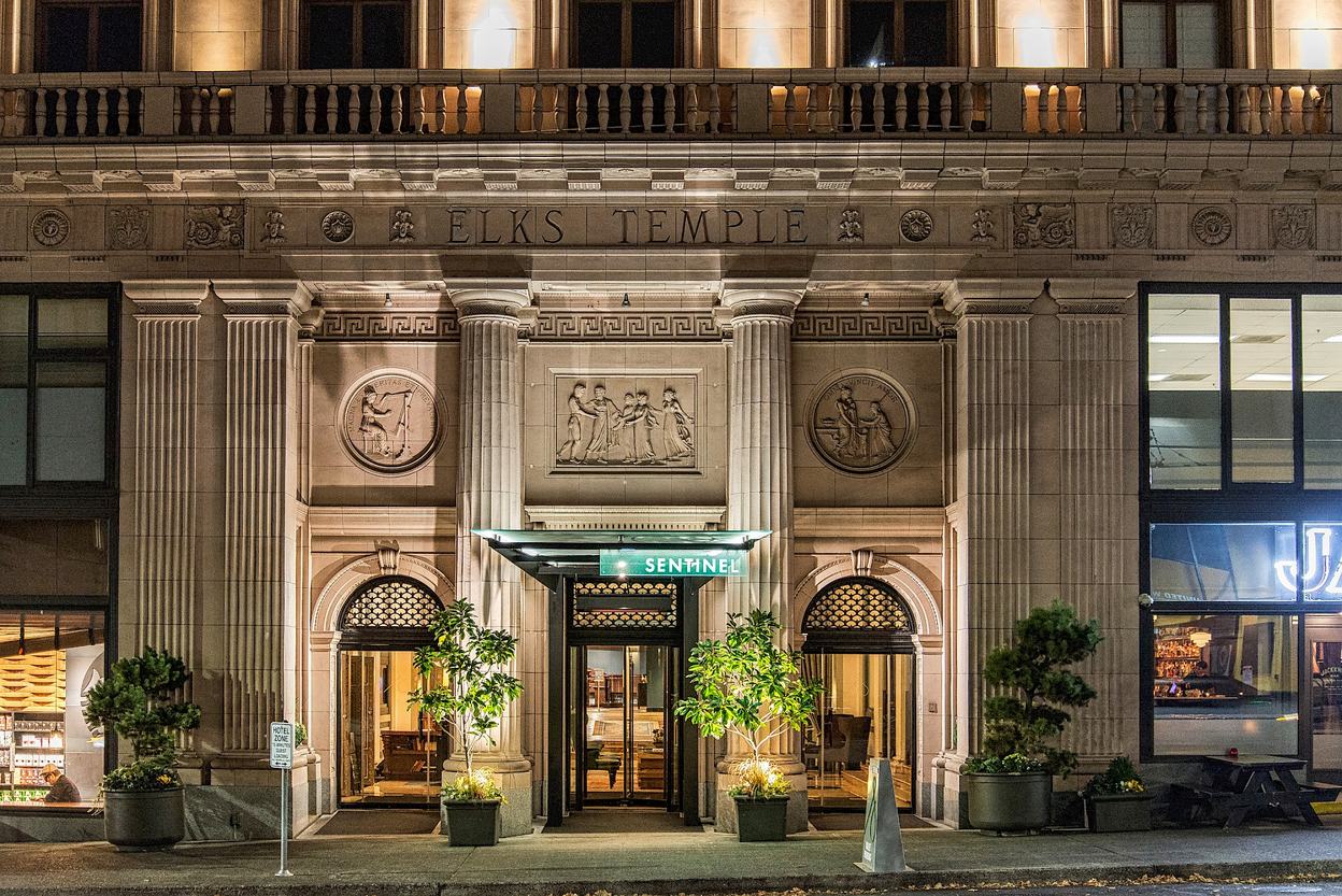 The Sentinel Hotel, Portland